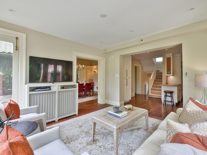 Photo 12 at 139 Hudson Drive, Moore Park, Toronto
