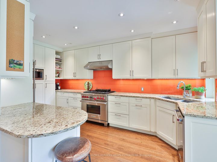 Photo 14 at 139 Hudson Drive, Moore Park, Toronto
