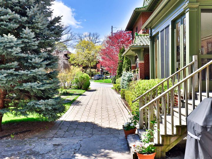 Photo 38 at 139 Hudson Drive, Moore Park, Toronto