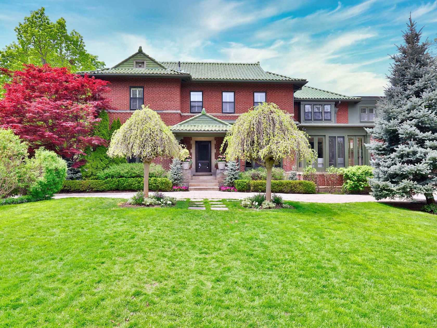 139 Hudson Drive, Moore Park, Toronto 2