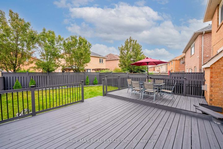 Photo 41 at 100 Crown Victoria Drive, Fletcher's Meadow, Brampton