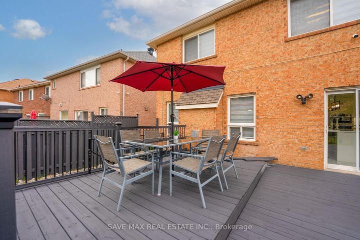 Photo 42 at 100 Crown Victoria Drive, Fletcher's Meadow, Brampton