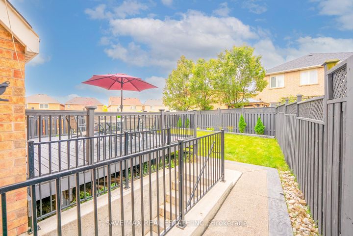 Photo 44 at 100 Crown Victoria Drive, Fletcher's Meadow, Brampton