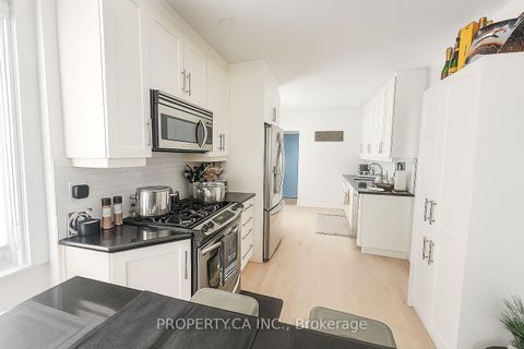 Photo 4 at 87 Fourth Street, New Toronto, Toronto