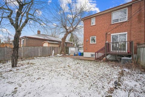 Photo 26 at 256 Zelda Crescent, Crosby, Richmond Hill