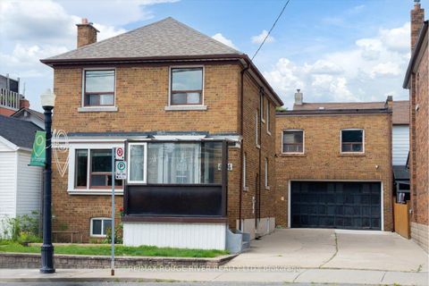 Photo 0 at 424 Oakwood Avenue, Oakwood Village, Toronto