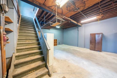 Photo 46 at 424 Oakwood Avenue, Oakwood Village, Toronto