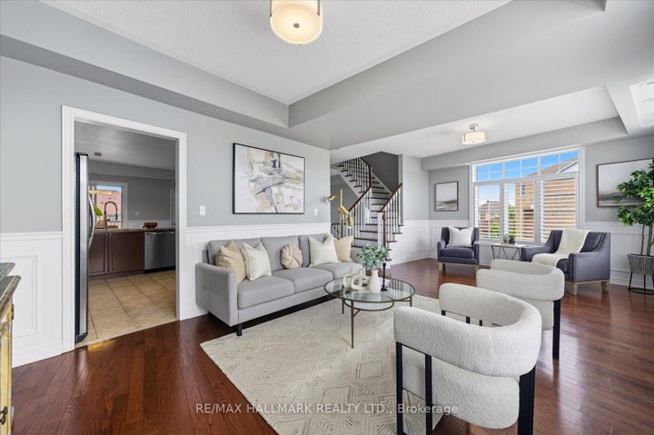 Photo 11 at 23 - 20 Greensborough Villag Circle, Greensborough, Markham
