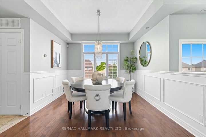 Photo 13 at 23 - 20 Greensborough Villag Circle, Greensborough, Markham