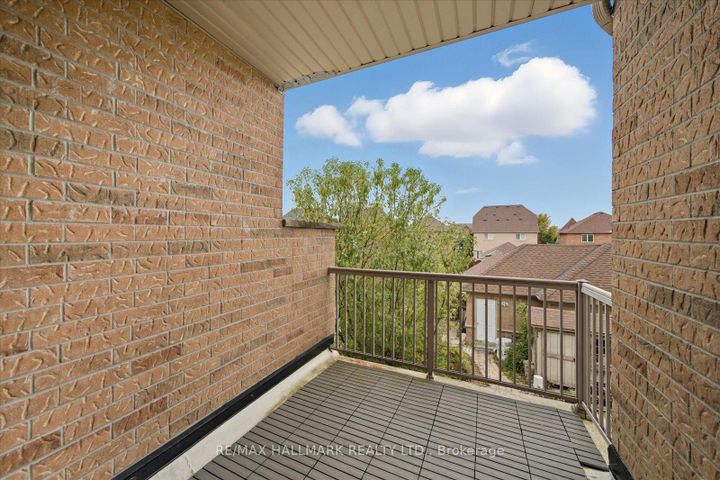 Photo 20 at 23 - 20 Greensborough Villag Circle, Greensborough, Markham