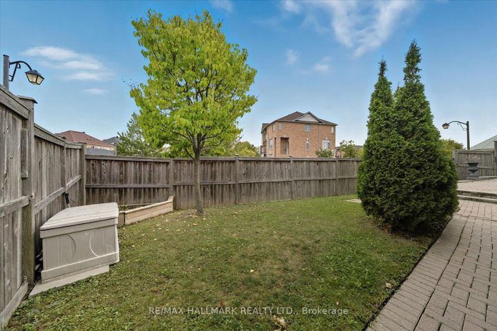 Photo 39 at 23 - 20 Greensborough Villag Circle, Greensborough, Markham