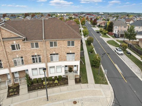 Photo 2 at 23 - 20 Greensborough Villag Circle, Greensborough, Markham