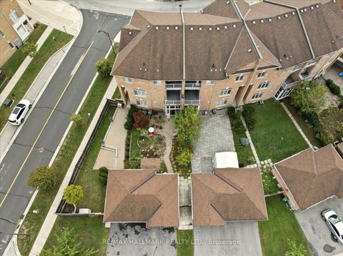 Photo 43 at 23 - 20 Greensborough Villag Circle, Greensborough, Markham