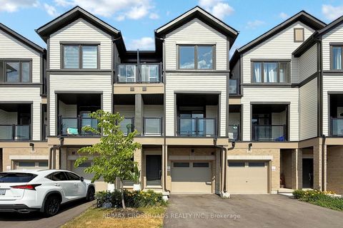 Photo 1 at 384 Okanagan Path, Donevan, Oshawa