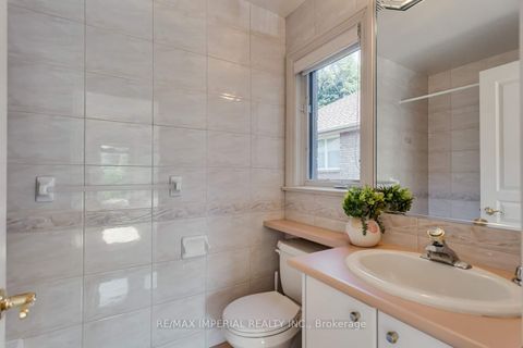 Photo 34 at 270 Spring Garden Avenue, Willowdale East, Toronto