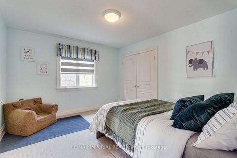 Photo 37 at 270 Spring Garden Avenue, Willowdale East, Toronto