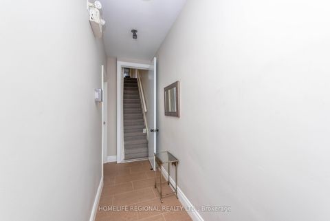 Photo 12 at 200 Roxton Road, Bellwoods, Toronto
