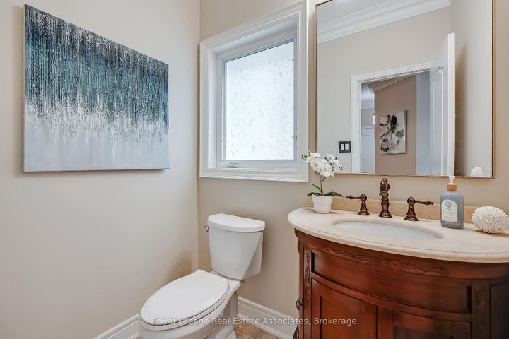 Photo 15 at 2257 Adirondak Trail, WM Westmount, Oakville