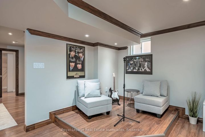 Photo 33 at 2257 Adirondak Trail, WM Westmount, Oakville