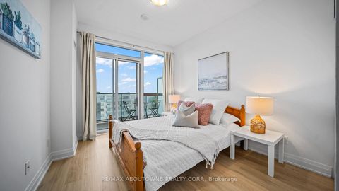 Photo 13 at 1008 - 55 Speers Road, CO Central, Oakville