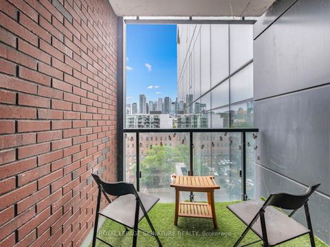 Photo 28 at 905 - 501 Adelaide Street W, Waterfront Communities C1, Toronto