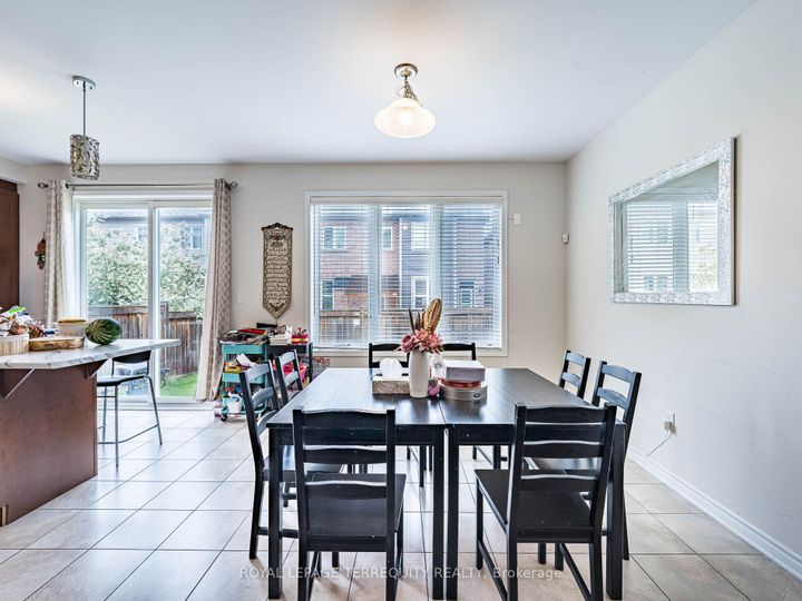 Photo 12 at 903 Penson Crescent, CO Coates, Milton