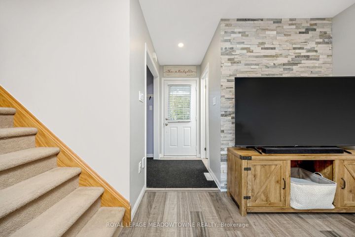 Photo 2 at 606 Cargill Path, CO Coates, Milton