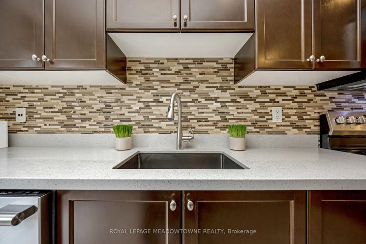 Photo 9 at 606 Cargill Path, CO Coates, Milton