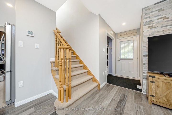 Photo 15 at 606 Cargill Path, CO Coates, Milton