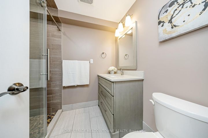 Photo 25 at 606 Cargill Path, CO Coates, Milton