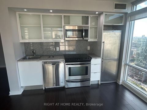 Photo 8 at 3702 - 25 Telegram Mews, Waterfront Communities C1, Toronto