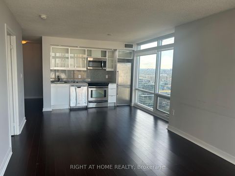 Photo 9 at 3702 - 25 Telegram Mews, Waterfront Communities C1, Toronto