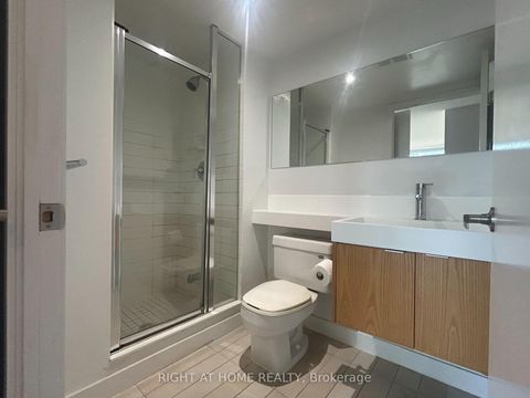 Photo 17 at 3702 - 25 Telegram Mews, Waterfront Communities C1, Toronto