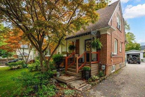 Photo 1 at 52 Green Lanes, City Centre West, Toronto