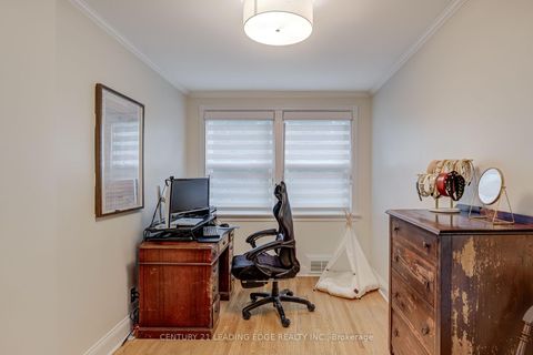 Photo 13 at 52 Green Lanes, City Centre West, Toronto
