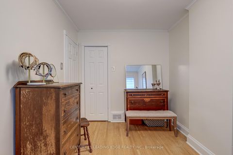 Photo 14 at 52 Green Lanes, City Centre West, Toronto