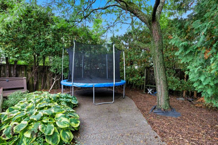 Photo 29 at 2425 Headon Forest Drive, Headon, Burlington