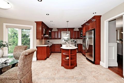 Photo 15 at 80 Cranberry Lane, Aurora Highlands, Aurora