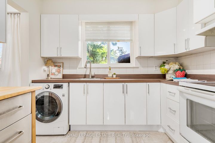 Photo 13 at 21 Nuffield Drive, Guildwood, Toronto
