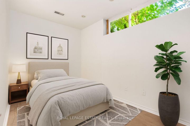 Photo 41 at 21 Nuffield Drive, Guildwood, Toronto