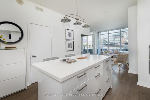 Photo 9 at 303 - 25 Capreol Court, Waterfront Communities C1, Toronto