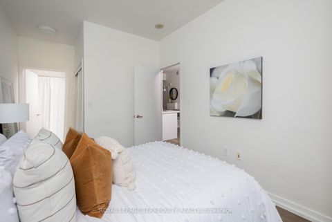 Photo 22 at 303 - 25 Capreol Court, Waterfront Communities C1, Toronto