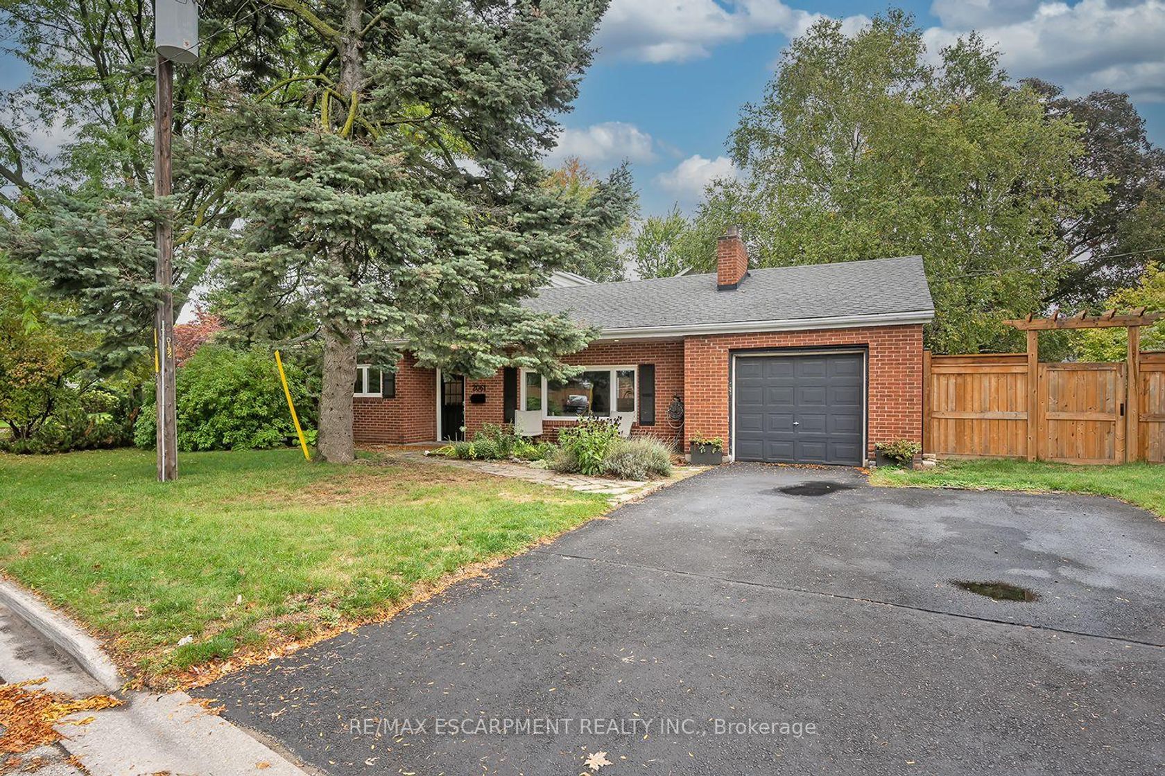 2061 Halton Place, Brant, Burlington 