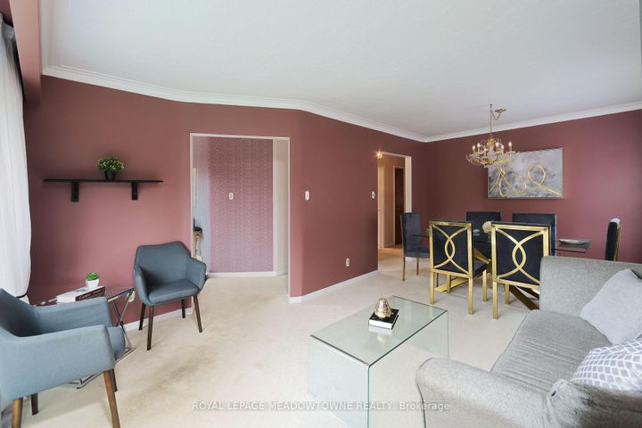 Photo 9 at 36 Hewson Crescent, Georgetown, Halton Hills