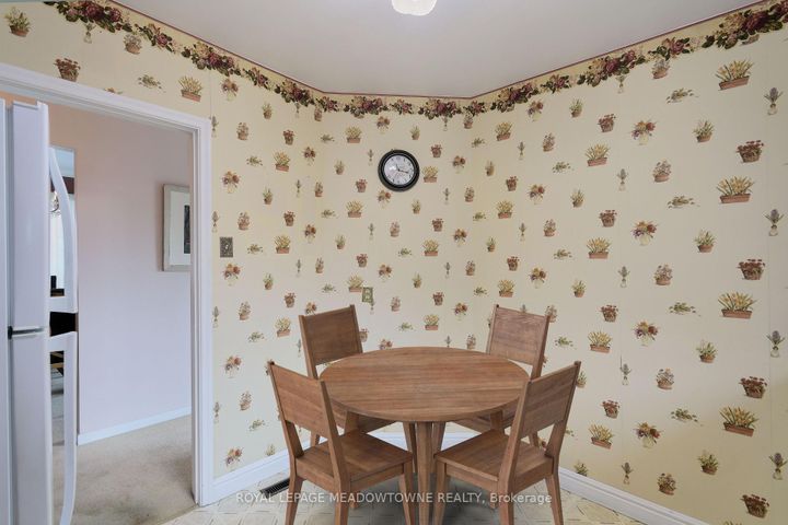 Photo 11 at 36 Hewson Crescent, Georgetown, Halton Hills