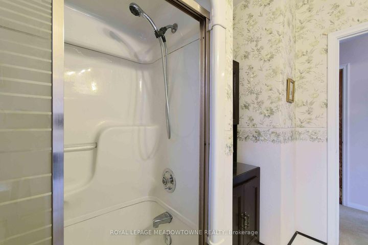 Photo 23 at 36 Hewson Crescent, Georgetown, Halton Hills