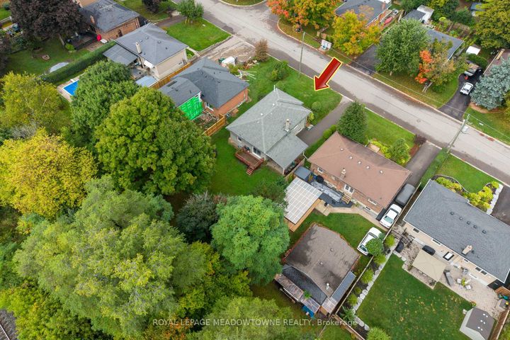 Photo 32 at 36 Hewson Crescent, Georgetown, Halton Hills