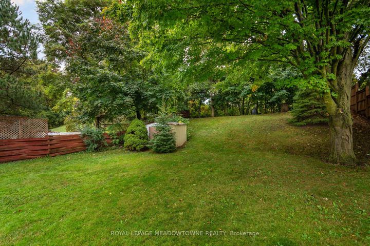 Photo 34 at 36 Hewson Crescent, Georgetown, Halton Hills