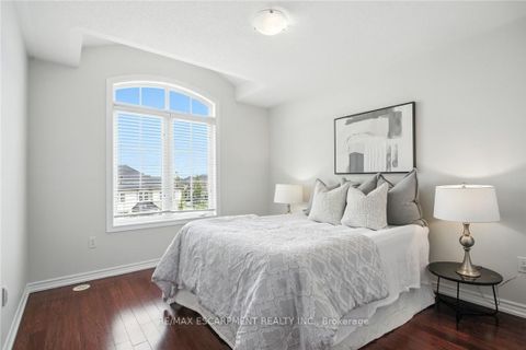 Photo 11 at 2570 Grand Oak Trail, WM Westmount, Oakville