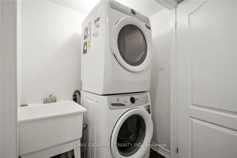 Photo 14 at 2570 Grand Oak Trail, WM Westmount, Oakville